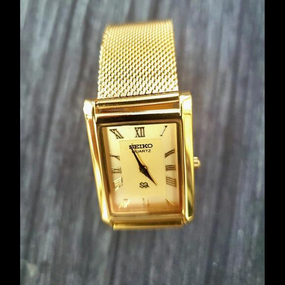 Vintage Tank Rectangular Slim Seiko Champaign Dial Milanese band Mens Watch 🌟 - Picture 3 of 8